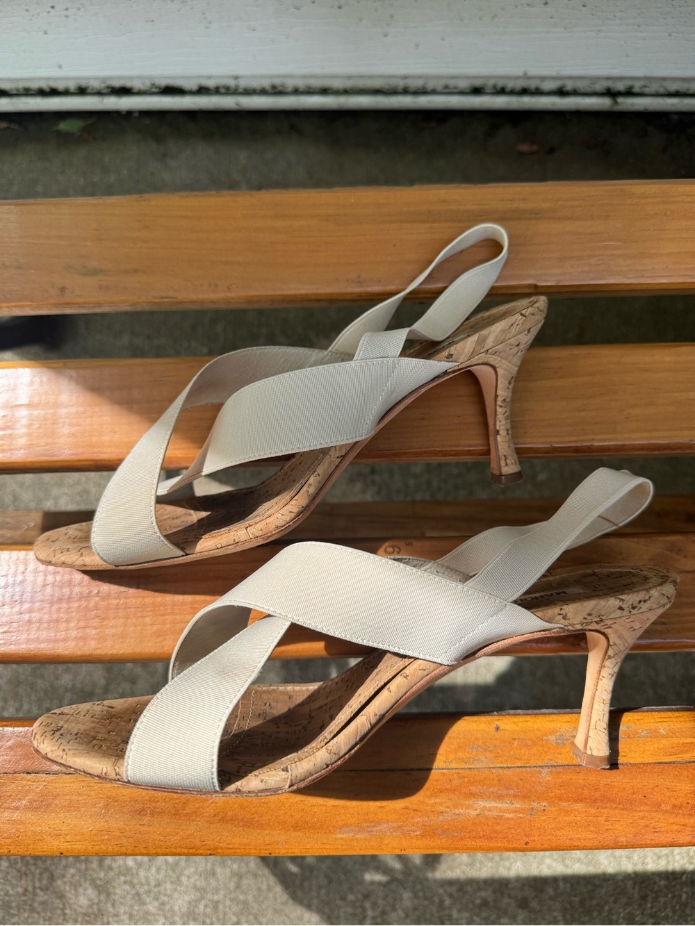 Manolo Blahnik Cork Kitten Heel Elastic Strap Sandals Carrie Bradshaw Women’s